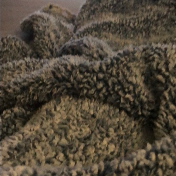 Meet your Posher, Maria - Picture 1 of 1